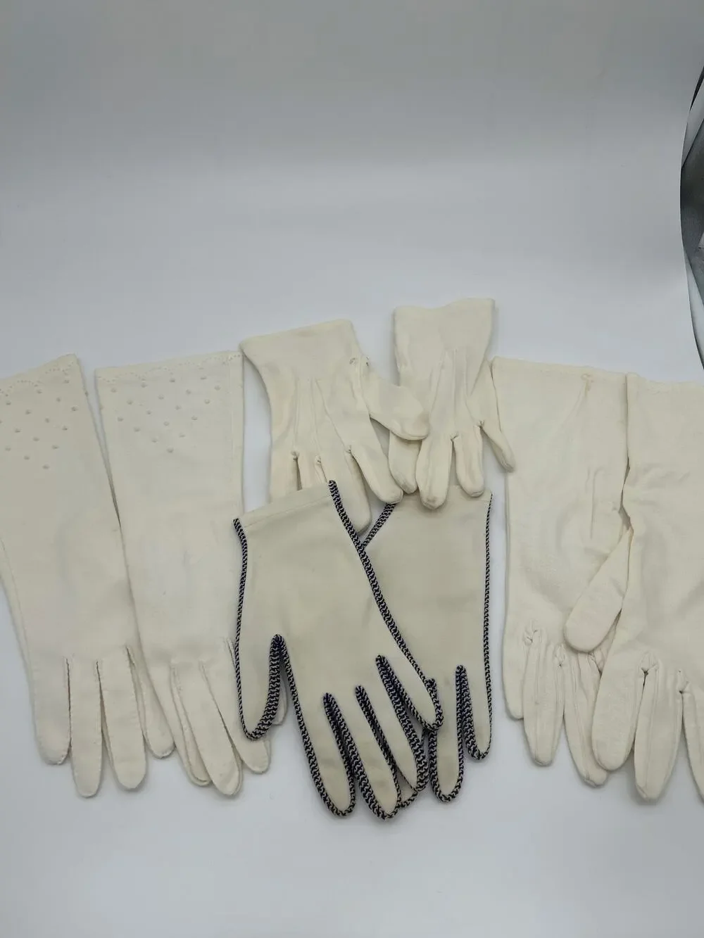 Vintage Cream White Gloves Lot of 4 Pairs Retro Costume Formal As Is
